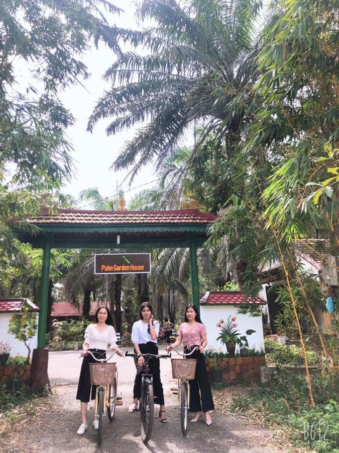 Palm Garden House Hotel Quang Tri Exterior photo
